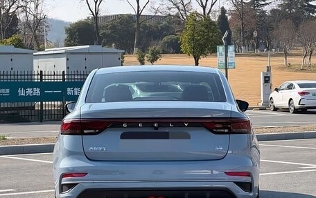 Geely Emgrand, 2022 год, 1 050 000 рублей, 5 фотография