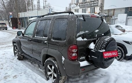 Jeep Cherokee, 2006 год, 640 000 рублей, 5 фотография