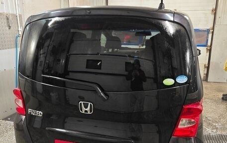 Honda Freed I, 2010 год, 920 000 рублей, 7 фотография