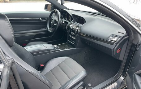 Mercedes-Benz E-Класс, 2014 год, 2 500 000 рублей, 9 фотография