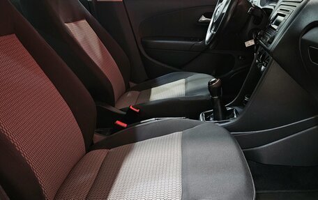 Volkswagen Polo VI (EU Market), 2013 год, 845 000 рублей, 12 фотография