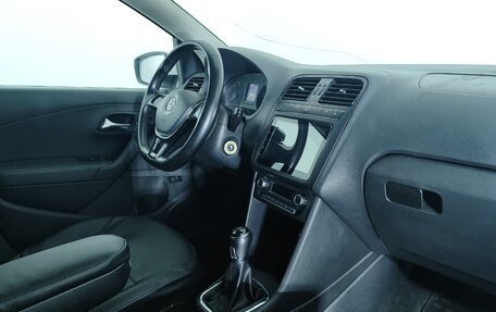 Volkswagen Polo VI (EU Market), 2015 год, 847 000 рублей, 12 фотография