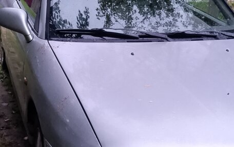 Mitsubishi Carisma I, 1997 год, 100 000 рублей, 1 фотография