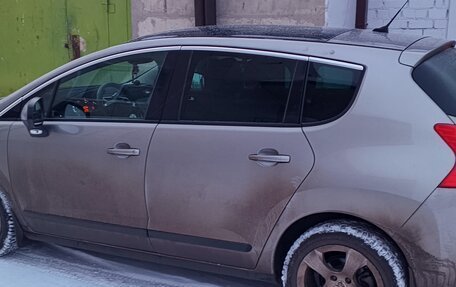 Peugeot 3008 I рестайлинг, 2013 год, 700 000 рублей, 4 фотография