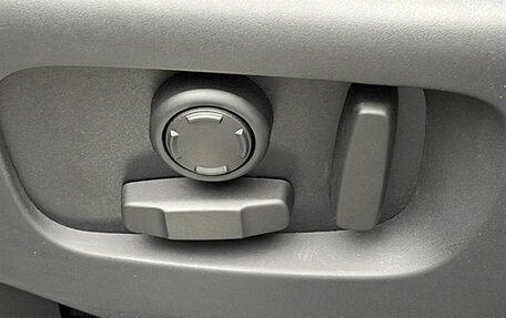 Land Rover Range Rover Evoque II, 2025 год, 6 570 000 рублей, 16 фотография