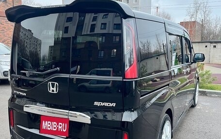 Honda Stepwgn IV, 2015 год, 1 940 000 рублей, 2 фотография