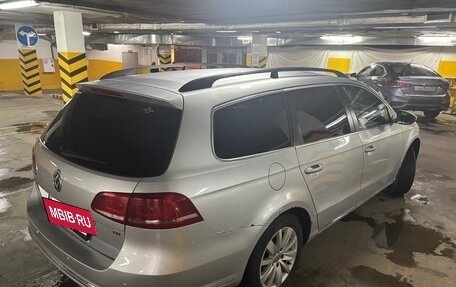 Volkswagen Passat B7, 2011 год, 880 000 рублей, 5 фотография