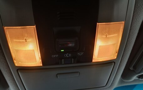 Toyota Land Cruiser Prado 150 рестайлинг 2, 2017 год, 4 350 000 рублей, 23 фотография