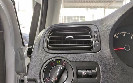 Volkswagen Polo VI (EU Market), 2018 год, 1 050 000 рублей, 9 фотография