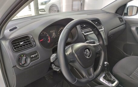 Volkswagen Polo VI (EU Market), 2018 год, 1 050 000 рублей, 16 фотография