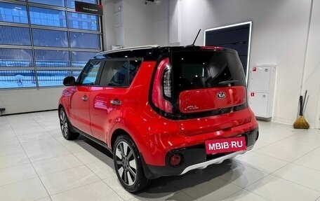 KIA Soul II рестайлинг, 2018 год, 1 650 000 рублей, 7 фотография