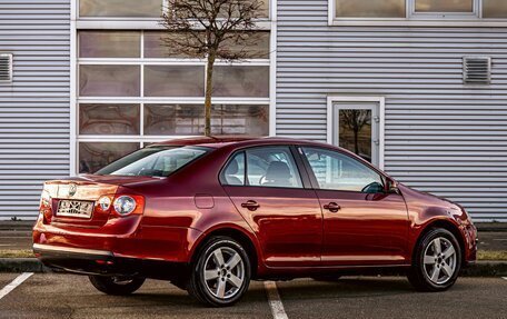 Volkswagen Jetta VI, 2010 год, 755 000 рублей, 6 фотография