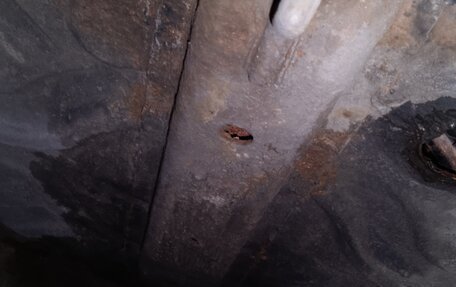 Mitsubishi Carisma I, 1997 год, 100 000 рублей, 10 фотография