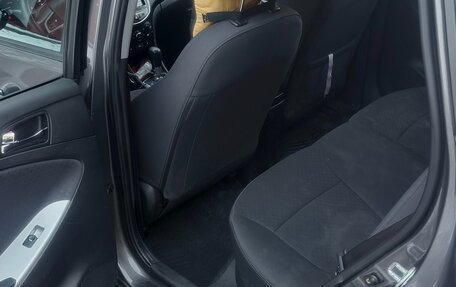 Hyundai Solaris II рестайлинг, 2013 год, 790 000 рублей, 13 фотография