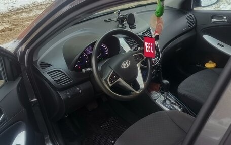 Hyundai Solaris II рестайлинг, 2013 год, 790 000 рублей, 11 фотография