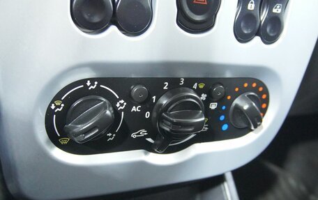 Renault Logan I, 2013 год, 488 000 рублей, 13 фотография