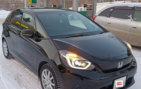 Honda Fit, 2021 год, 1 550 000 рублей, 2 фотография