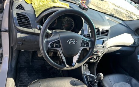 Hyundai Solaris II рестайлинг, 2016 год, 930 000 рублей, 7 фотография