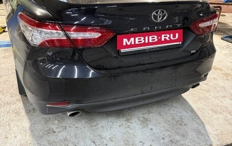 Toyota Camry, 2021 год, 3 670 000 рублей, 3 фотография