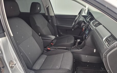 Skoda Rapid I, 2014 год, 1 050 000 рублей, 5 фотография