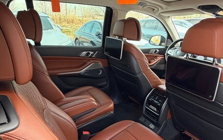 BMW X7, 2021 год, 6 800 000 рублей, 10 фотография