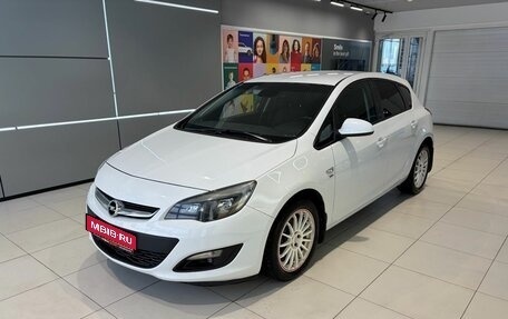 Opel Astra J, 2013 год, 649 000 рублей, 1 фотография