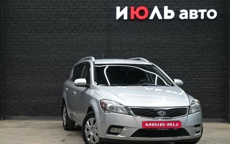 KIA cee'd I рестайлинг, 2010 год, 800 000 рублей, 3 фотография