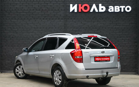 KIA cee'd I рестайлинг, 2010 год, 800 000 рублей, 8 фотография