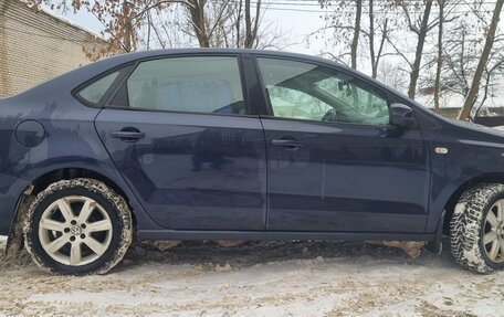 Volkswagen Polo VI (EU Market), 2012 год, 700 000 рублей, 5 фотография