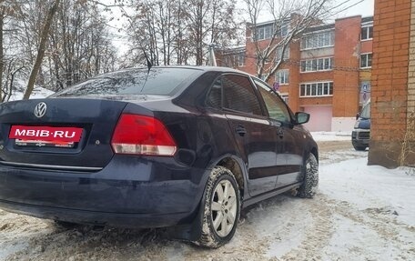Volkswagen Polo VI (EU Market), 2012 год, 700 000 рублей, 4 фотография