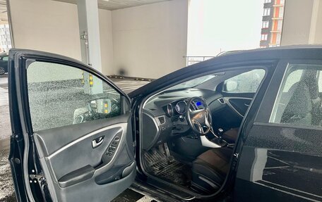 Hyundai i30 II рестайлинг, 2013 год, 850 000 рублей, 8 фотография