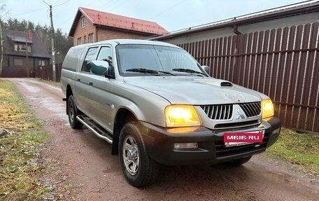 Mitsubishi L200 III рестайлинг, 2005 год, 515 000 рублей, 3 фотография