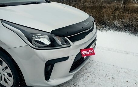 KIA Rio IV, 2018 год, 900 000 рублей, 10 фотография