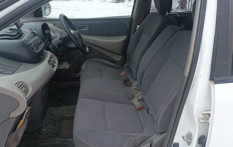 Nissan Tino, 2000 год, 390 000 рублей, 8 фотография