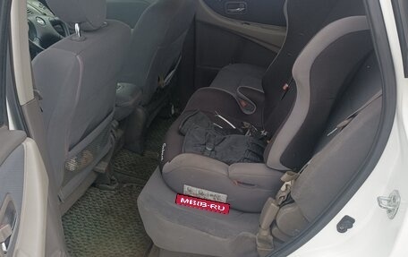 Nissan Tino, 2000 год, 390 000 рублей, 11 фотография