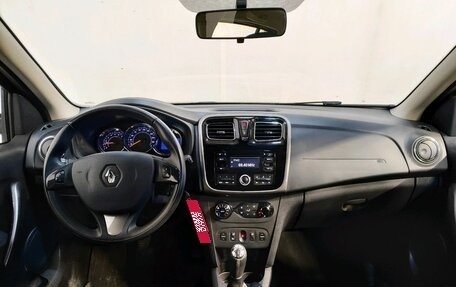 Renault Sandero II рестайлинг, 2016 год, 949 000 рублей, 7 фотография