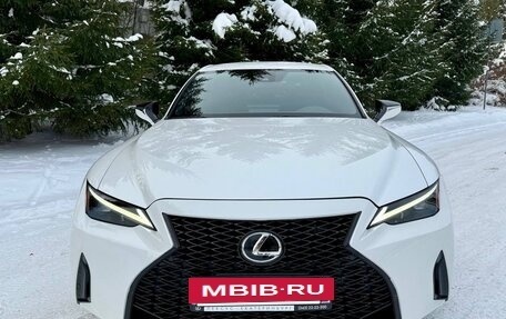 Lexus IS III, 2021 год, 4 745 000 рублей, 7 фотография