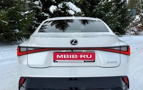 Lexus IS III, 2021 год, 4 745 000 рублей, 12 фотография