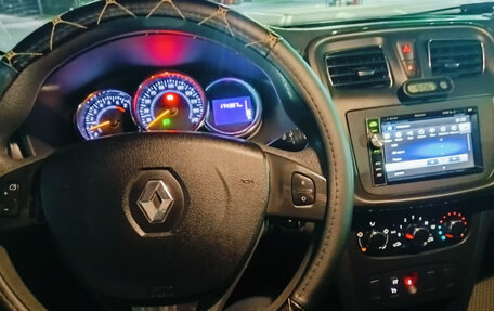 Renault Sandero II рестайлинг, 2015 год, 810 000 рублей, 10 фотография