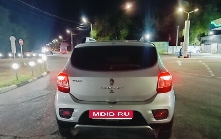 Renault Sandero II рестайлинг, 2015 год, 810 000 рублей, 8 фотография