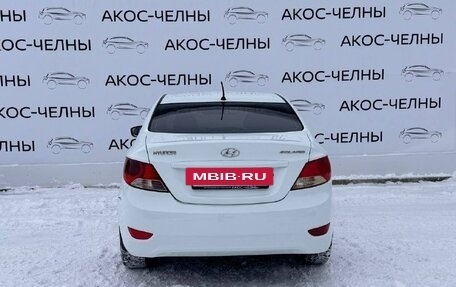 Hyundai Solaris II рестайлинг, 2013 год, 560 000 рублей, 4 фотография