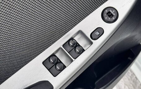 Hyundai Solaris II рестайлинг, 2013 год, 560 000 рублей, 16 фотография