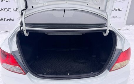 Hyundai Solaris II рестайлинг, 2013 год, 560 000 рублей, 19 фотография