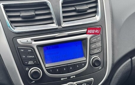 Hyundai Solaris II рестайлинг, 2013 год, 560 000 рублей, 13 фотография