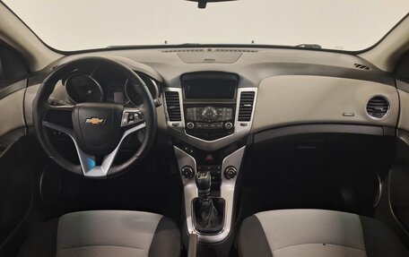 Chevrolet Cruze II, 2012 год, 655 000 рублей, 7 фотография