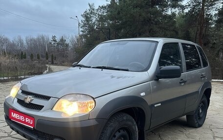 Chevrolet Niva I рестайлинг, 2013 год, 470 000 рублей, 1 фотография
