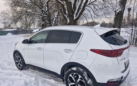 KIA Sportage IV рестайлинг, 2019 год, 2 600 000 рублей, 1 фотография