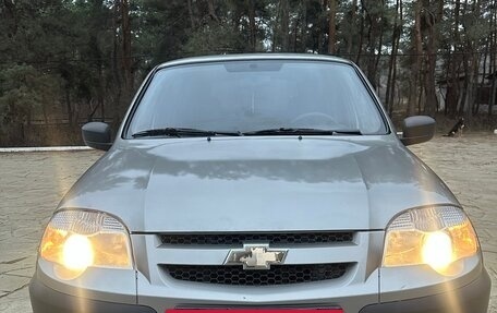 Chevrolet Niva I рестайлинг, 2013 год, 470 000 рублей, 2 фотография