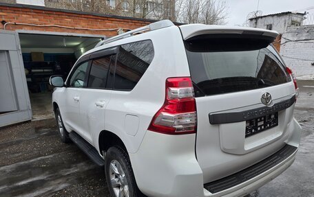 Toyota Land Cruiser Prado 150 рестайлинг 2, 2015 год, 3 480 000 рублей, 9 фотография