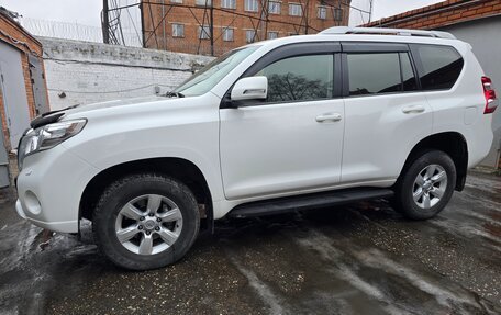 Toyota Land Cruiser Prado 150 рестайлинг 2, 2015 год, 3 480 000 рублей, 10 фотография